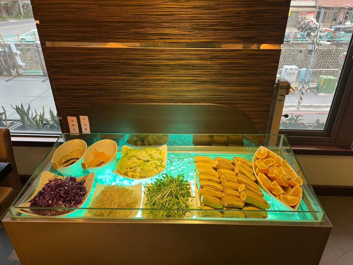 Taichung Charming City Hotel Bagian luar foto