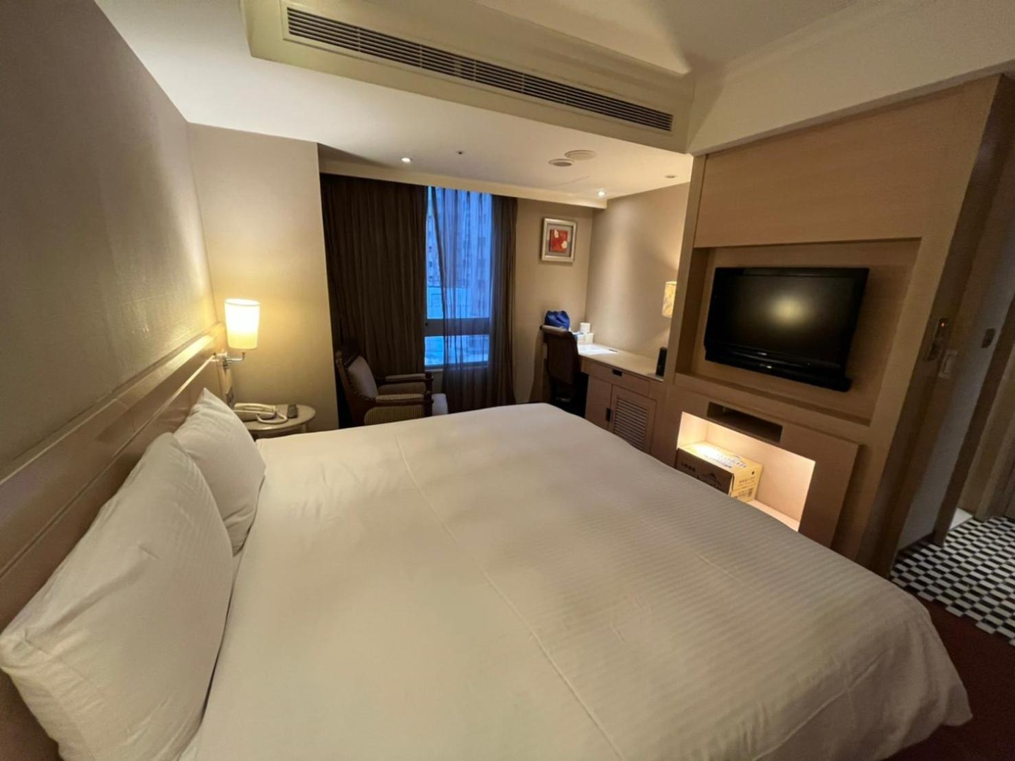 Taichung Charming City Hotel Bagian luar foto