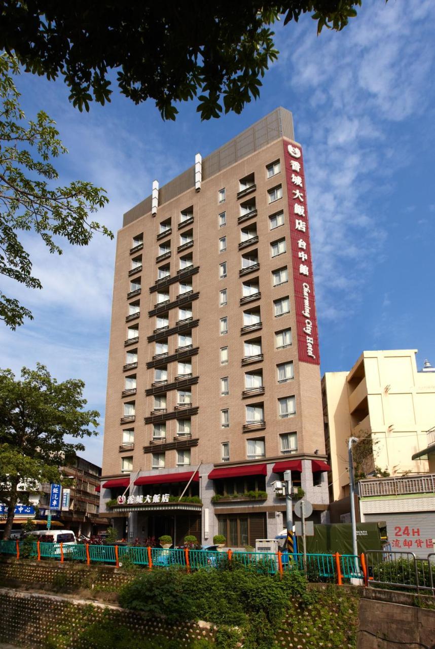 Taichung Charming City Hotel Bagian luar foto